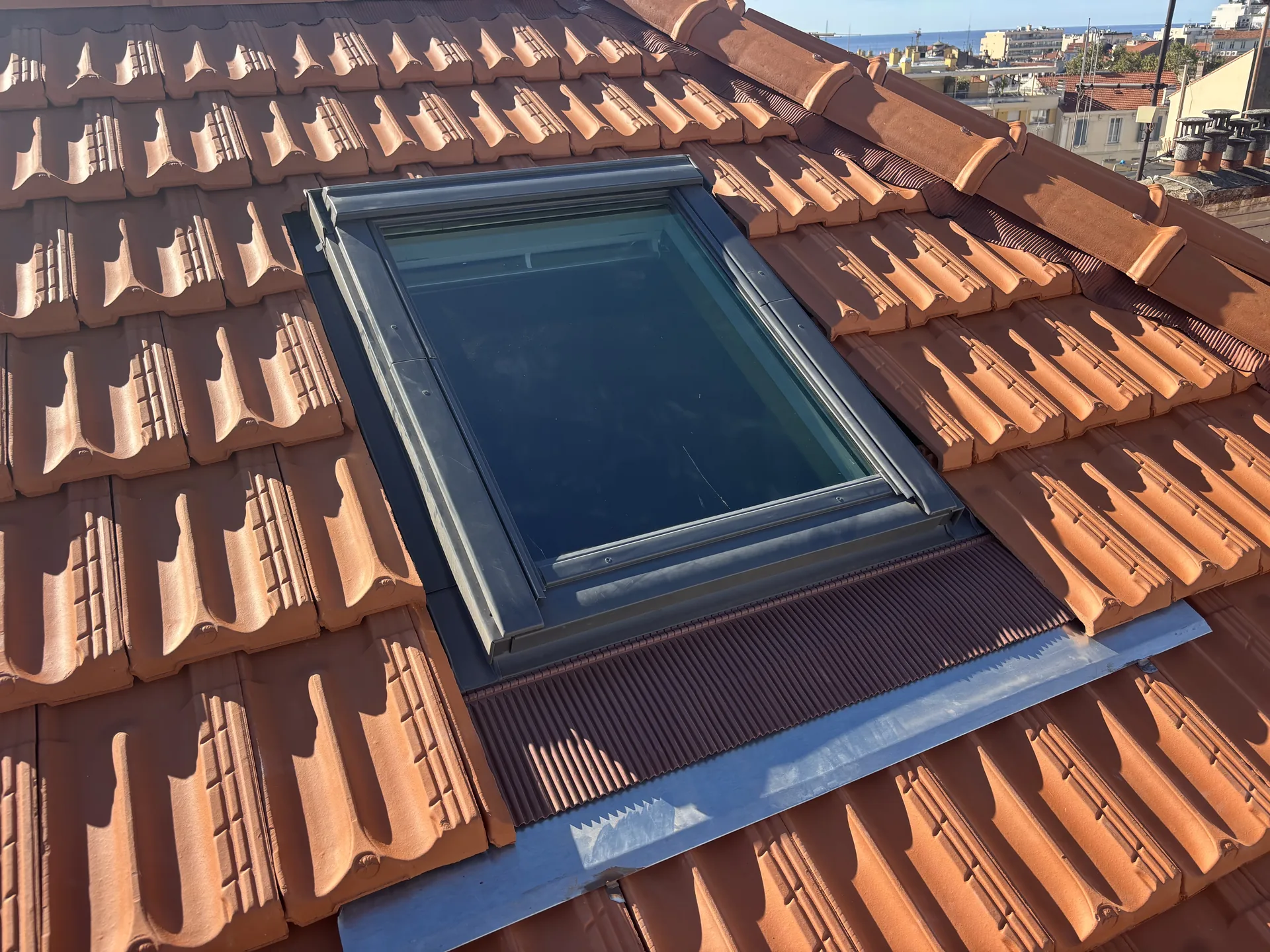 Pose de Fenêtre de Toit Velux