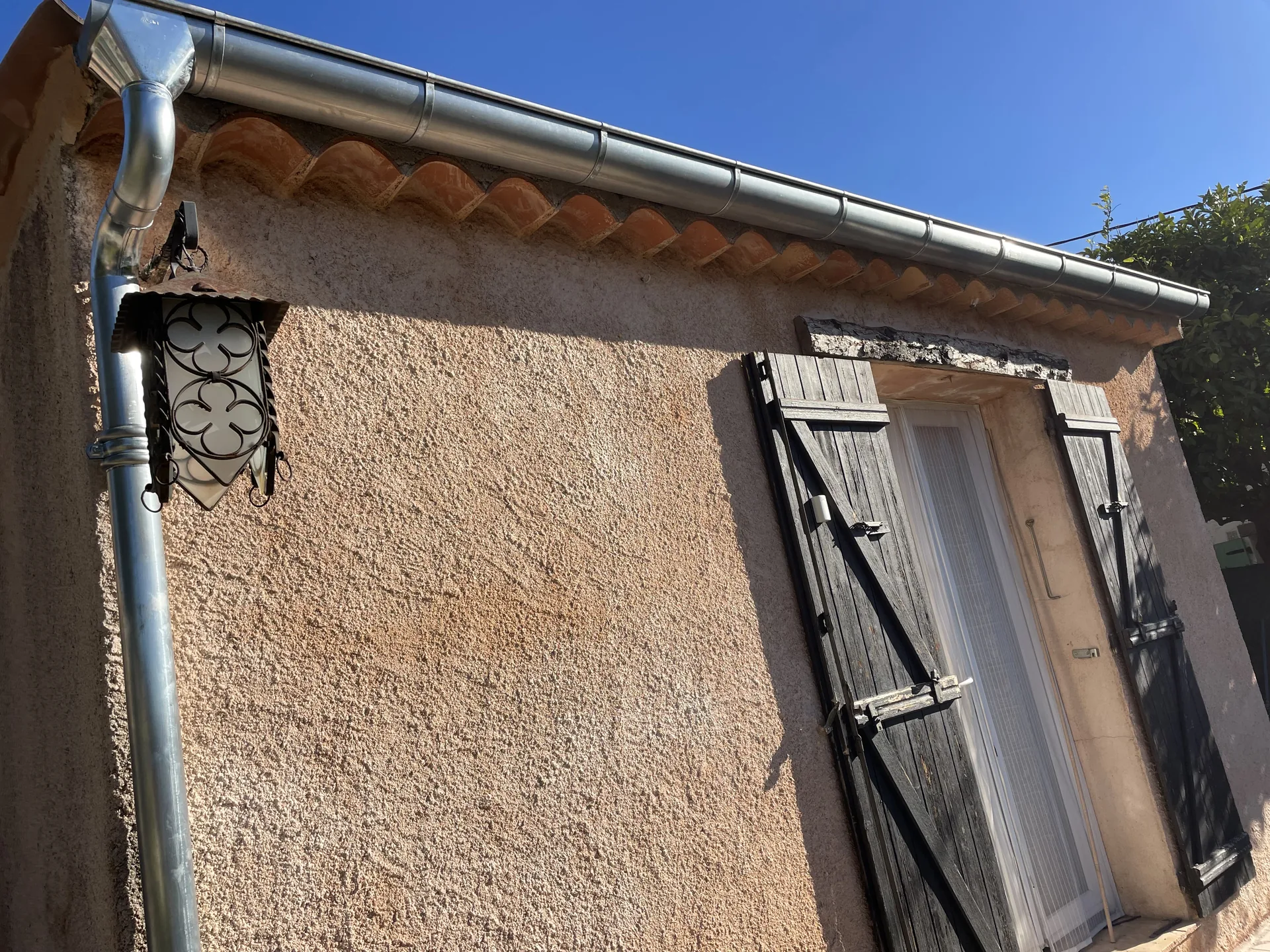 Gouttière en zinc