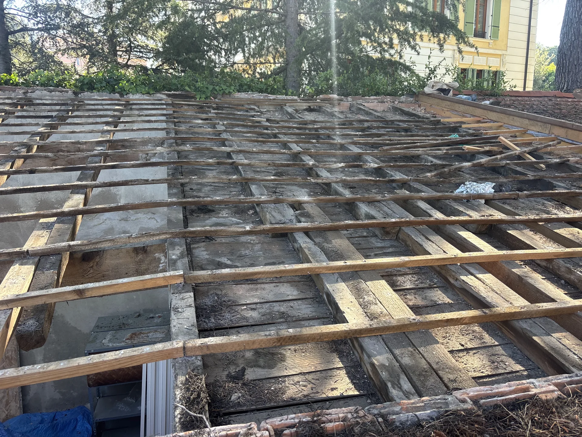 Rénovation tuiles de Marseille - Étape 1